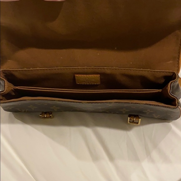 Louis Vuitton handbag - Picture 5 of 7